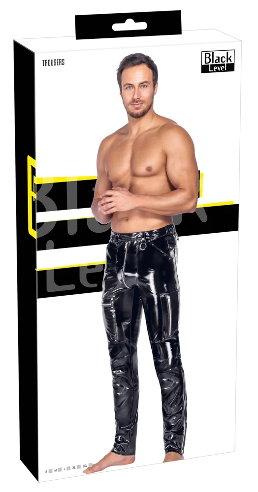 Black Level schwarze enge Kinky Lack-Herren Hose mit silberfarbenen Metall-Details, unterlegtem Front-Reißverschluss, Zip-Taschen an den Beinen und markantem Glanzlook