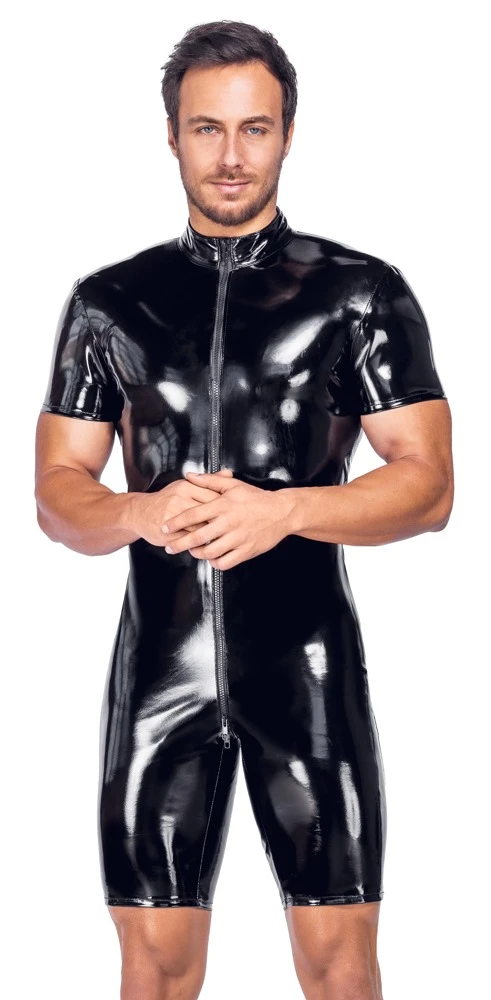 Lack Herren Kurzoverall, Lack-Overall mit kurzem Arm und Bein von Black Level im schwarzen Glanz mit unterlegtem 3-Wege-Zipper vom Stehkragen bis über den Po