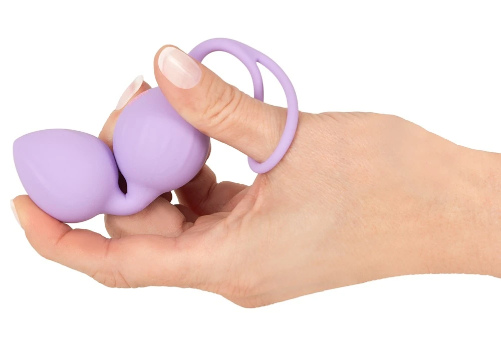 Cuties Love Balls Purple, Double Love Balls Liebeskugeln für Beckenboden-Training mit schwingenden Innenkugeln diskret laufleise 68 g Intimtrainer Cuties