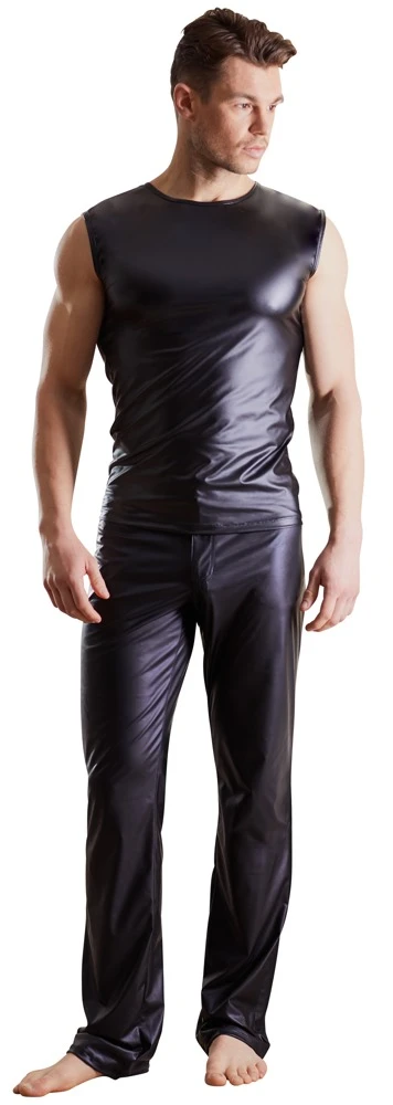 Herren Hose von NEK im klassischen Mattlock. Gerade geschnitten mit zwei Gesäßtaschen.