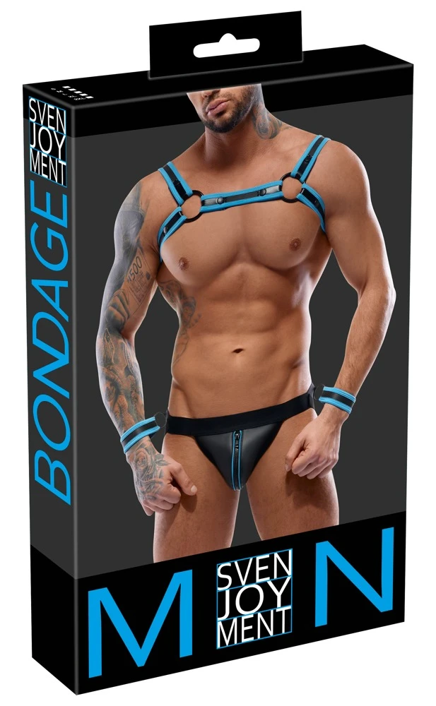 Brustharness, Jock und 2 Handfesseln im Set von Svenjoyment BONDAGE. Extravagante Neopren-Optik in Schwarz mit royalblauen Kontrasten.