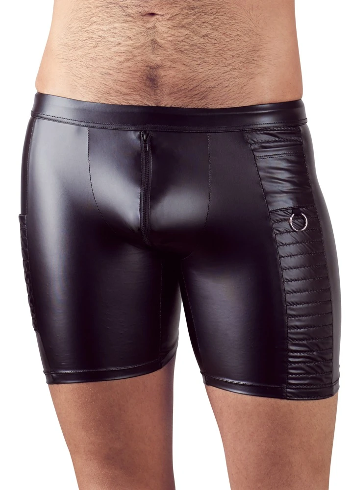 NEK Pants im schwarzen Mattlook mit Reißverschluss im Schritt und seitlicher Steppung.
