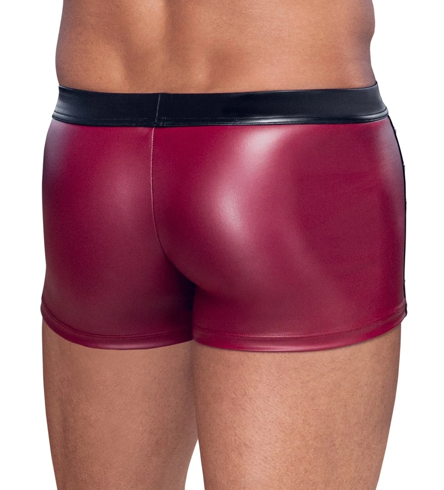 Herren Pants, Pants von NEK im roten Mattlook mit schwarzen Kontrastdetails und seitlichen Netz-Einsätzen, Druckknopfleiste im Beutel und silberfarbenen Nieten für einen markanten Auftritt