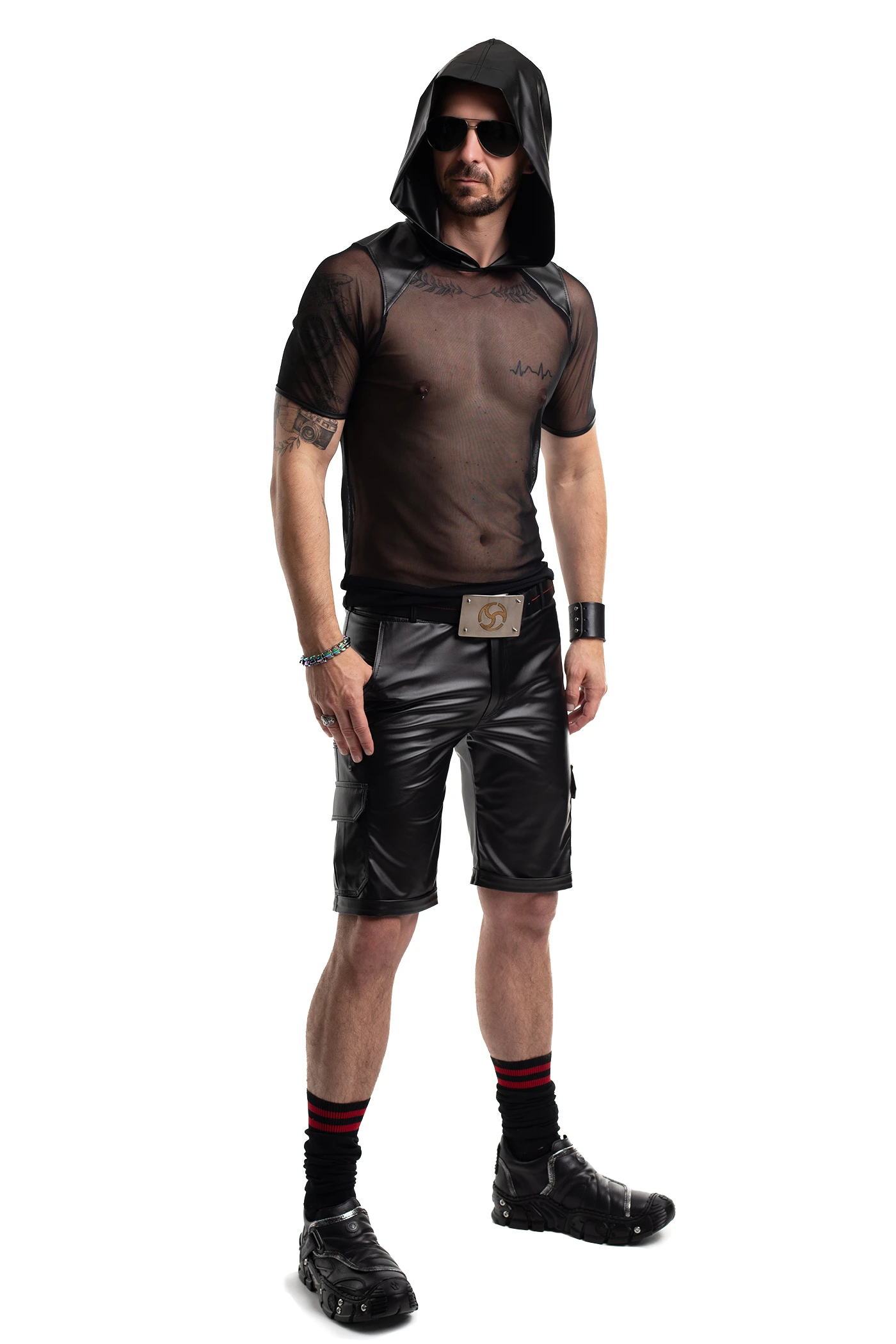 Herren Kapuzen-T-Shirt RMTito001 schwarz aus dehnbarem Mesh mit Wetlook-Kapuze Slim-Fit Netzshirt von Regnes Fetish Planet für markanten Style