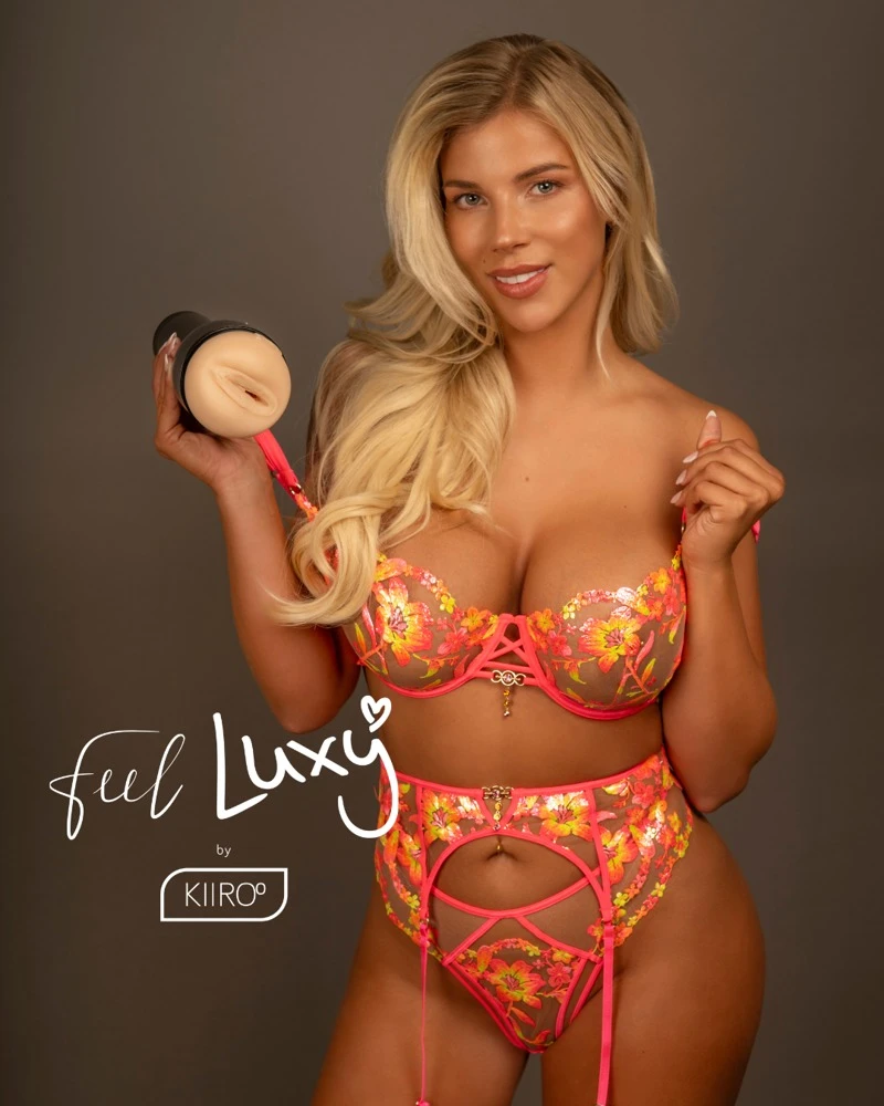 Feel Luxy Dutch, Luxy Dutch Masturbator mit realistischer Vagina-Form, Softmaterial Sleeve, Autogramm und diskretem Gehäuse für intensive Stimulation