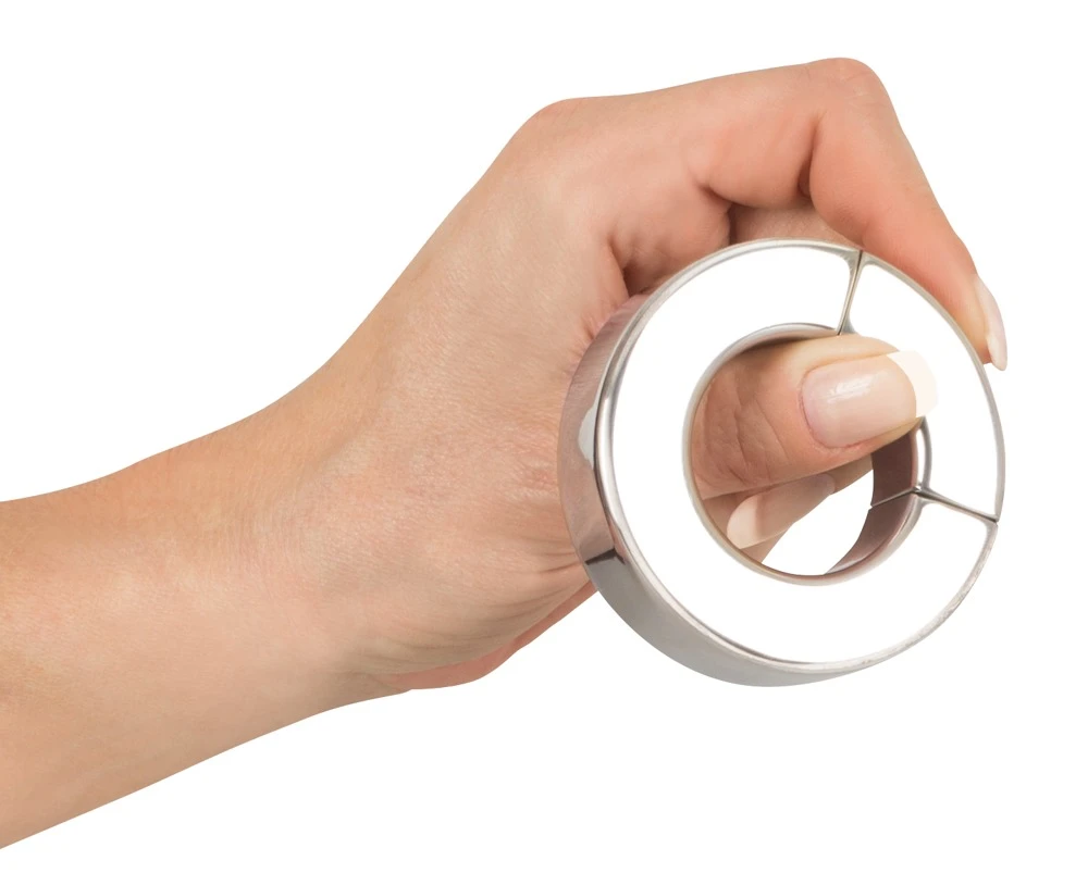 Magnetic BallStretcher mit praktischem Magnetverschluss aus Edelstahl.