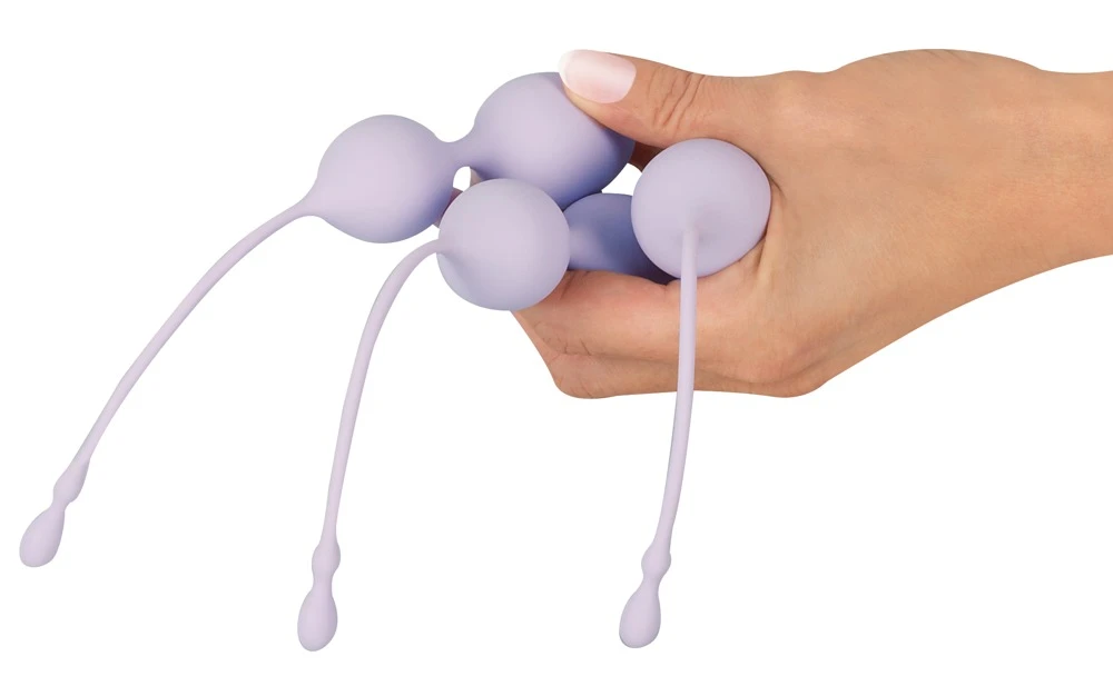 ELORIN Loveball Trainingsset von beau cœur mit drei Liebeskugeln in unterschiedlichen Größen und Gewichten für individuelles, diskretes Beckenboden-Training mit elastischen Rückholbändern für Einsteigerinnen und Geübte