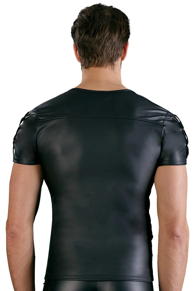 Gerade geschnittenes Shirt im edlen, schwarzen Mattlook mit kurzem Messing-Reißverschluss vorne. An der Schulterpartie mit D-Ringen.