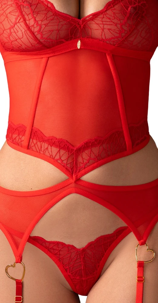 Verführerisches Strapshemd und String Set Cupide Desir von Obsessive in Rot mit Spitzen, goldenen Schmuckdetails und verstellbaren Trägern Verführerisches Strapshemd und String Set Cupide Desir von Obsessive in Rot mit Spitzen, goldenen Schmuckdetails und verstellbaren Trägern