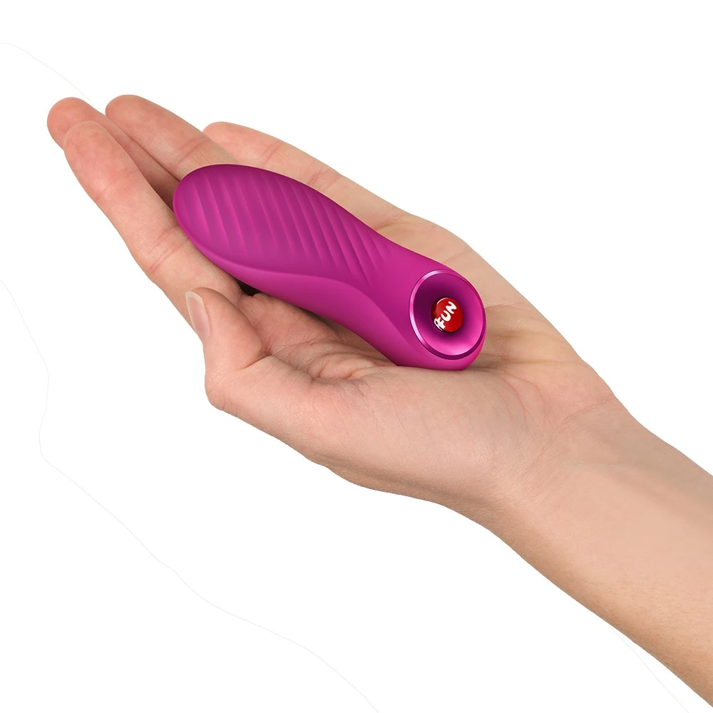 Bijou Magenta, Sexy Minivibrator BIJOU ergonomisch 12 Modi kompakt kraftvoll Wellenstruktur One-Button vielseitig einsetzbar