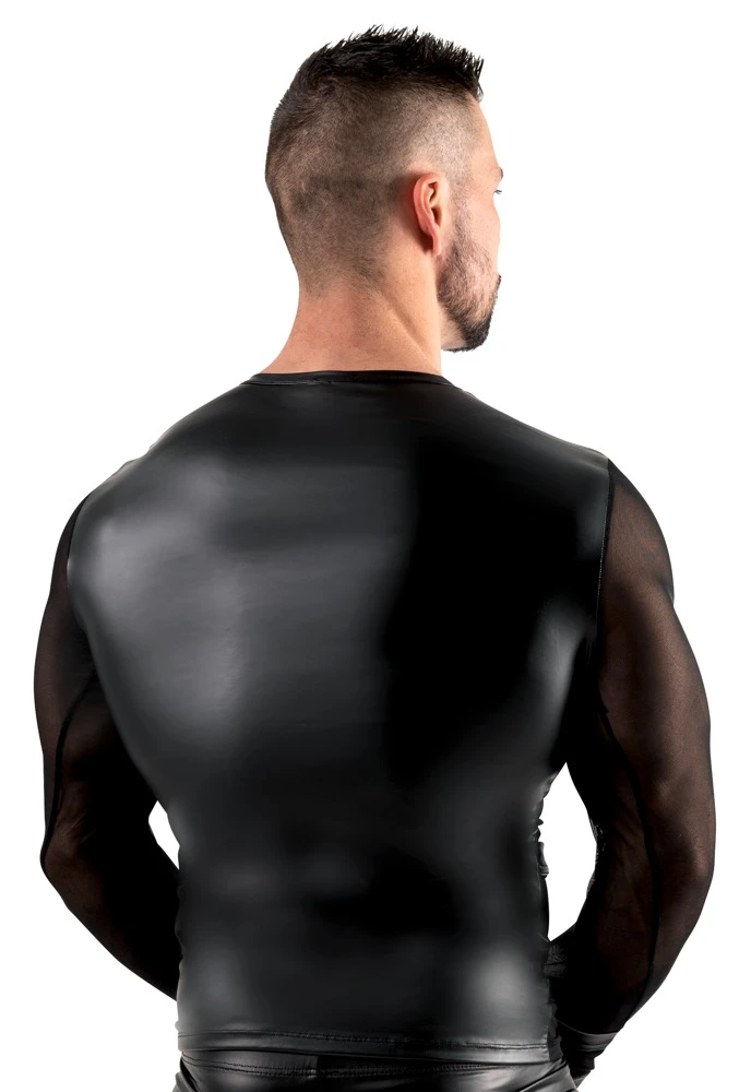 Langarm-Shirt von Svenjoyment Bondage aus elastischem weichem Powernet mit aufgestepptem und mit Ringen besetztem Harness vorne. Langarm-Shirt von Svenjoyment Bondage aus elastischem weichem Powernet mit aufgestepptem und mit Ringen besetztem Harness vorne.