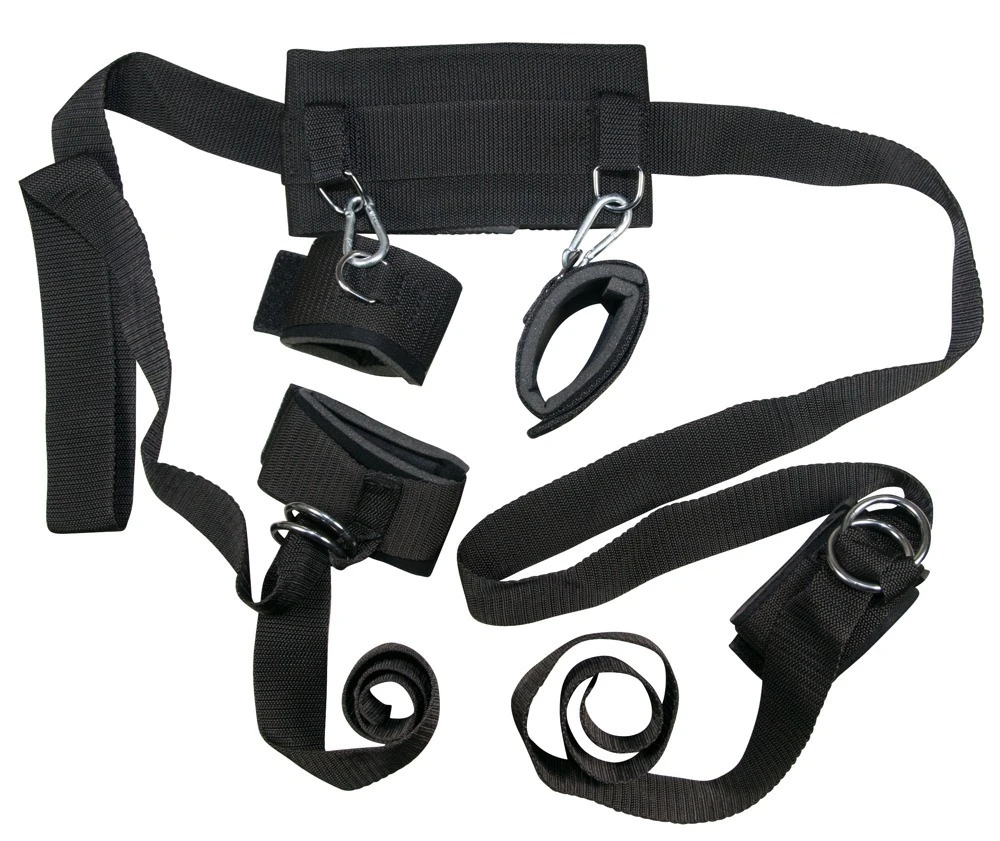 Bad Kitty die Handfesseln sind per Karabiner eingehakt. Alle Fesseln gepolstert und mit Klettverschlüssen längenverstellbar.