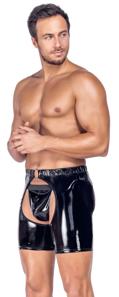 Lack Herren Chaps, Lack-Chaps und String Set von Black Level im schwarzen Glanzlook mit engem Bein, elastischem Bund und dekorativem Ring, komplett offen im Schritt und po-frei