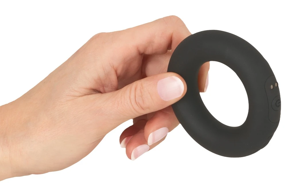 Rebel Vibrating Cock Ring, Rebel Vibro-Penisring – Prall, breit und aufregend: 10 leise Vibrationsmodi für intensive Lust zu zweit oder solo