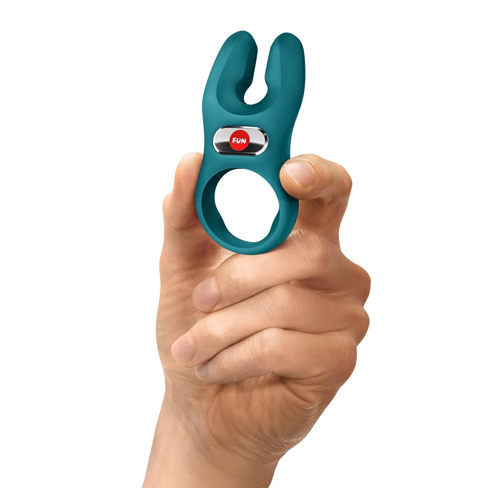 Nos Pro Vibro-Penisring mit 2 Motoren, extra langen Klitoris-Stimulatoren und 7 Modi für intensive Paarmomente