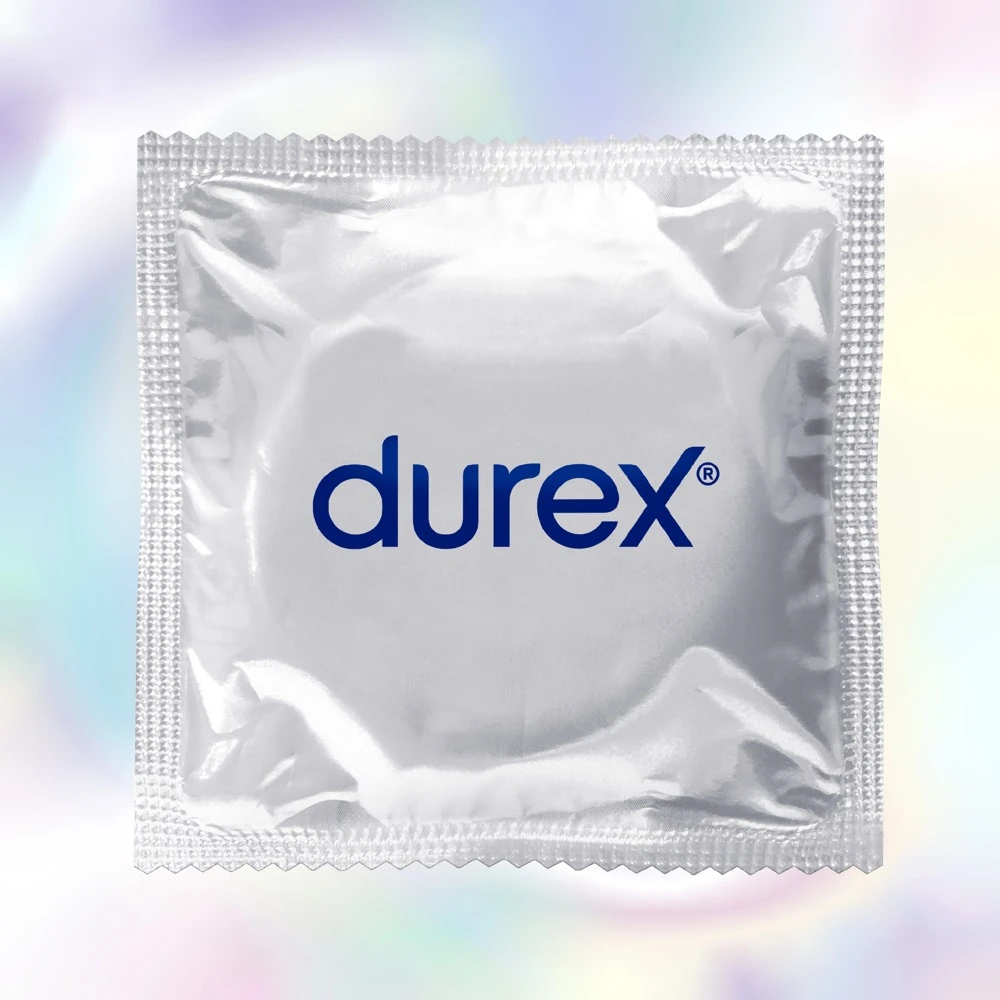 Durex Invisible XL: Das dünnste Kondom mit Easy-on-Passform, Reservoir und dermatologischer Sicherheit für unbeschwerten Spaß