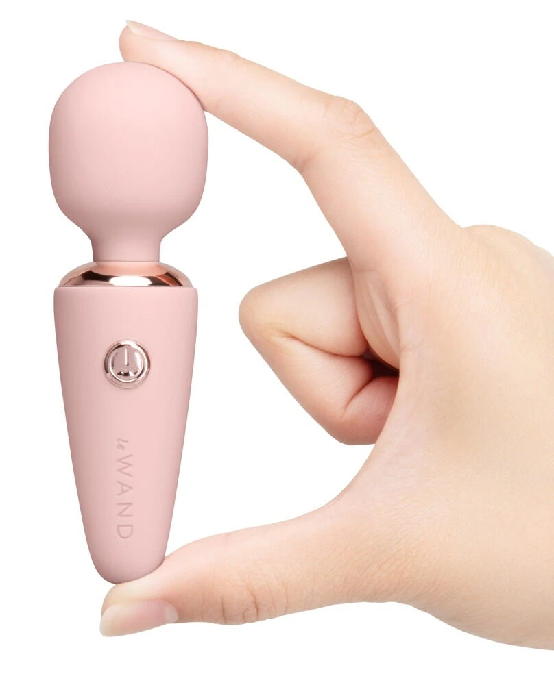 le Wand Mini Microwand, Mini Vibe Microwand von le Wand kompakter Massagestab mit kraftvoller Vibration flüsterleise Bedienung 7 Modi 3 Intensitäten Soft Touch für zuhause und unterwegs