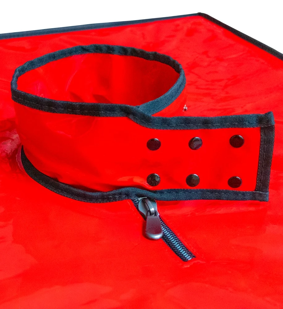 Bukkake Grenzenlose Lust: Geschlossene BDSM-Kabine mit Halsmanschette, Handfesseln & seitlichen Öffnungen – schnell aufgebaut