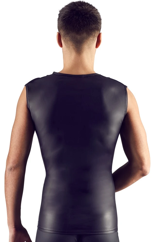 Dieses Shirt im edlen Mattglanz aus dünnem, elastischem Material begeistert mit Powernet-Einsatz und schmalen aufgesteppten Streifen vorne.